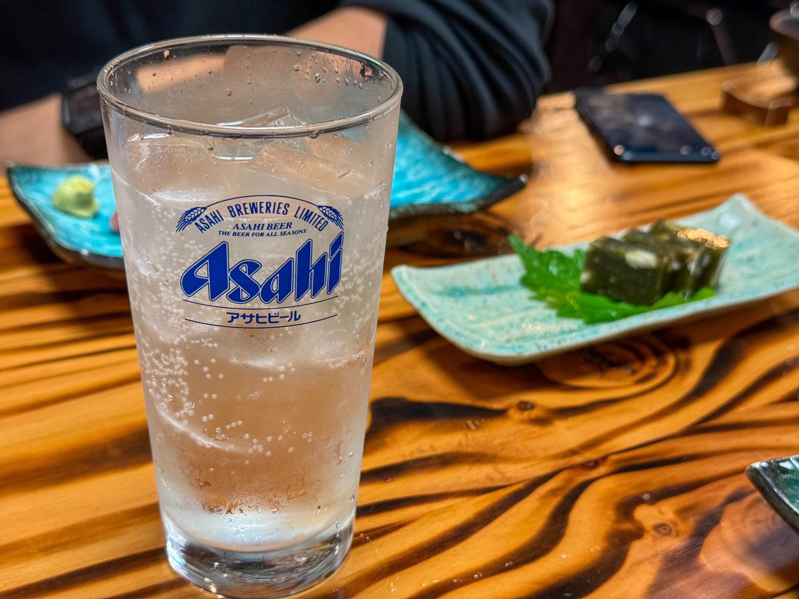 八丈島グルメの決定版!予約必須の「梁山泊」で島料理を堪能! 11