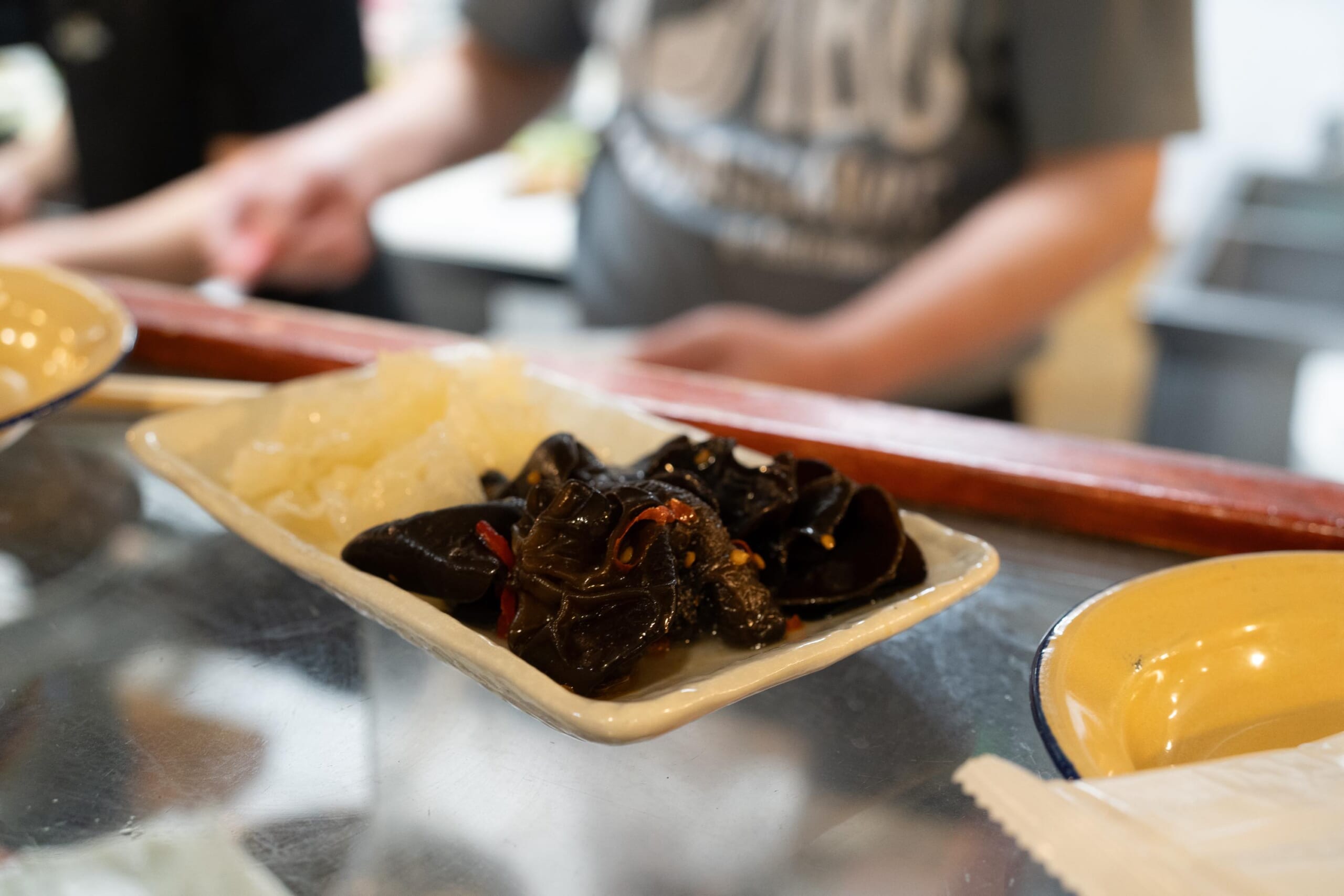 究極のガチ中華!上野「老酒舗」で白酒と絶品料理に酔う 8