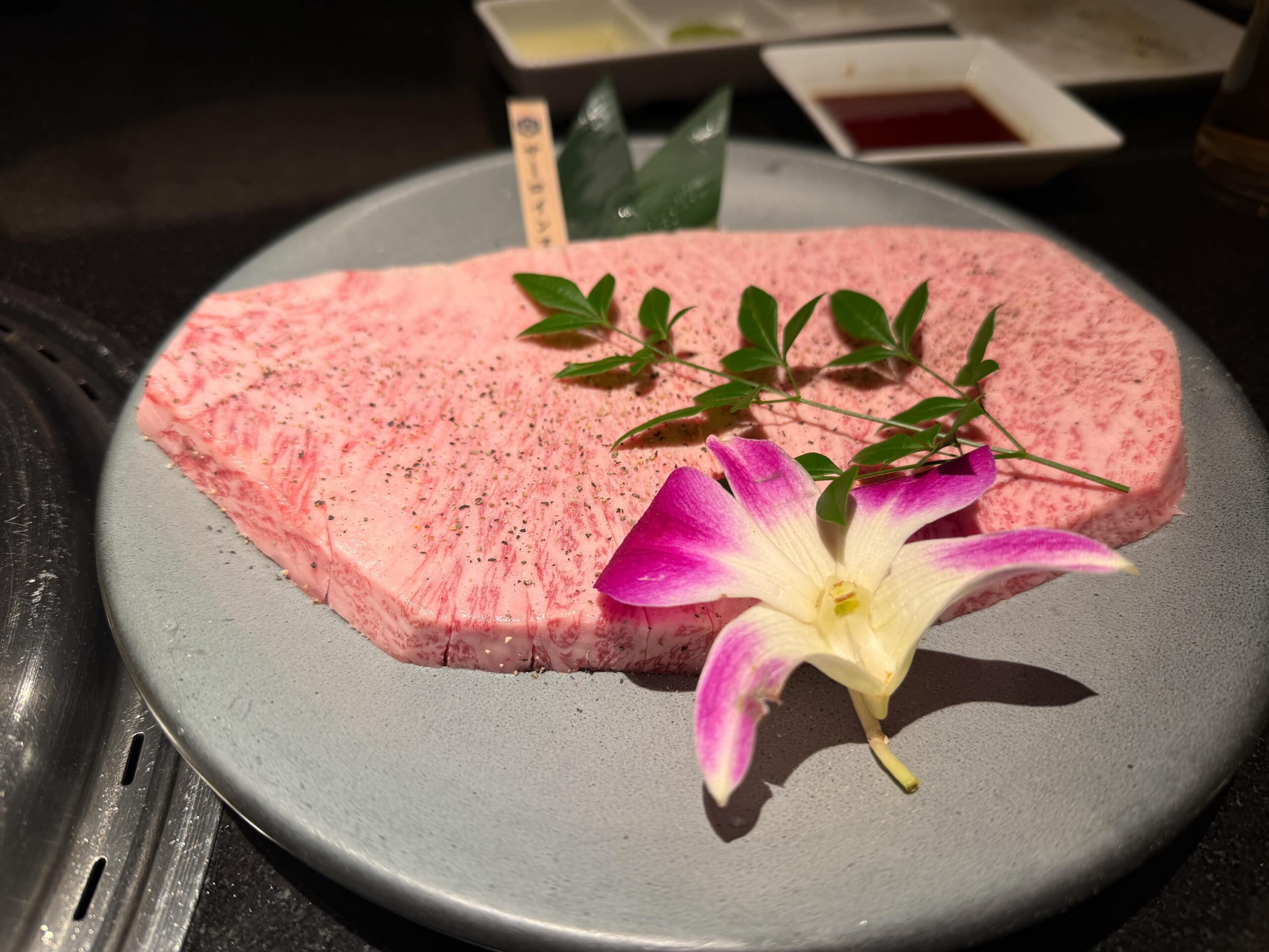 麻布十番、深夜でもOK!「兜 別館」で佐賀牛チャンピオン牛コースの焼肉を堪能 15