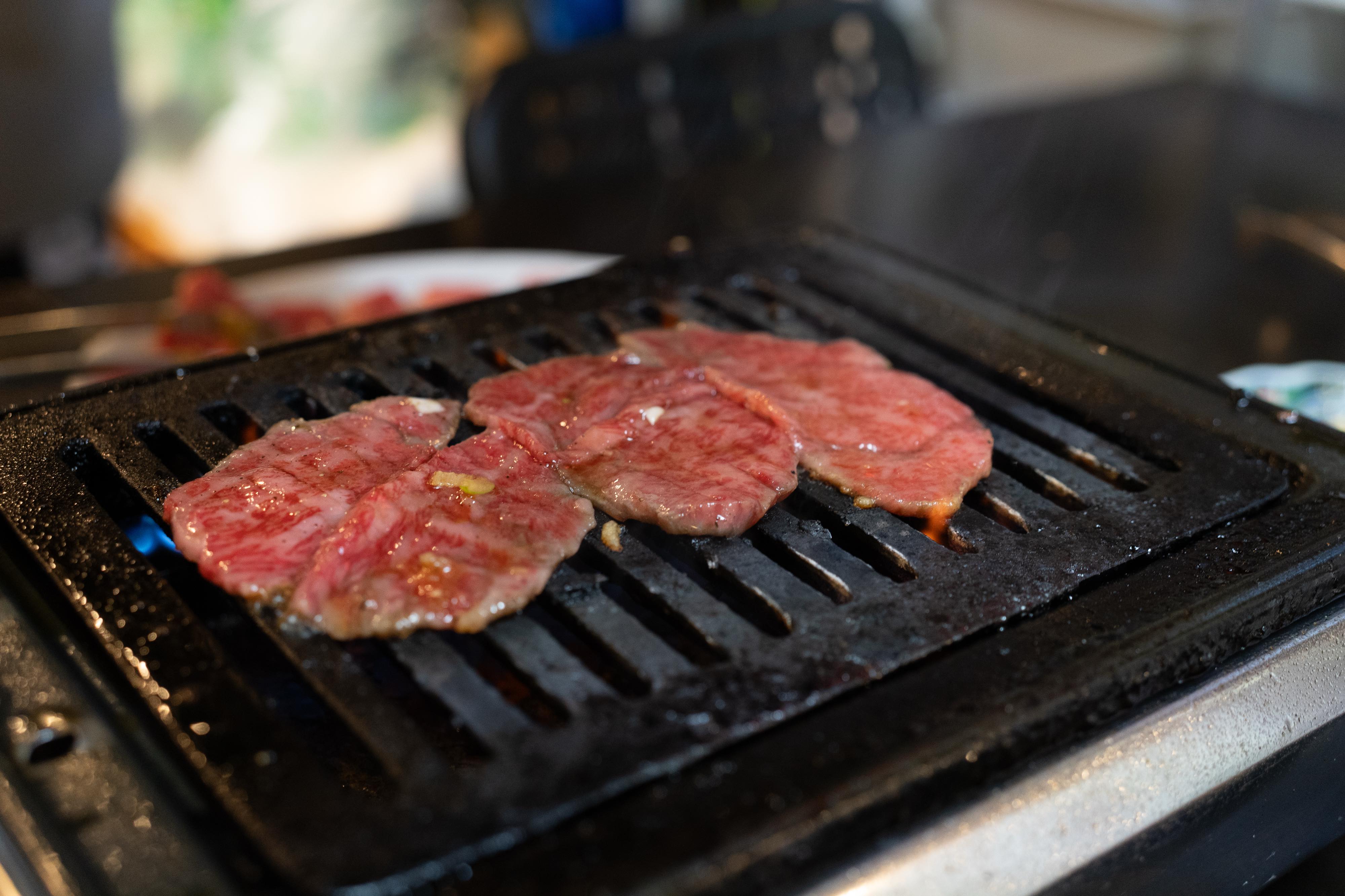 人生損してた!高円寺「焼肉ここち」がウマすぎ警報【上レバ/和牛ハラミ】 28