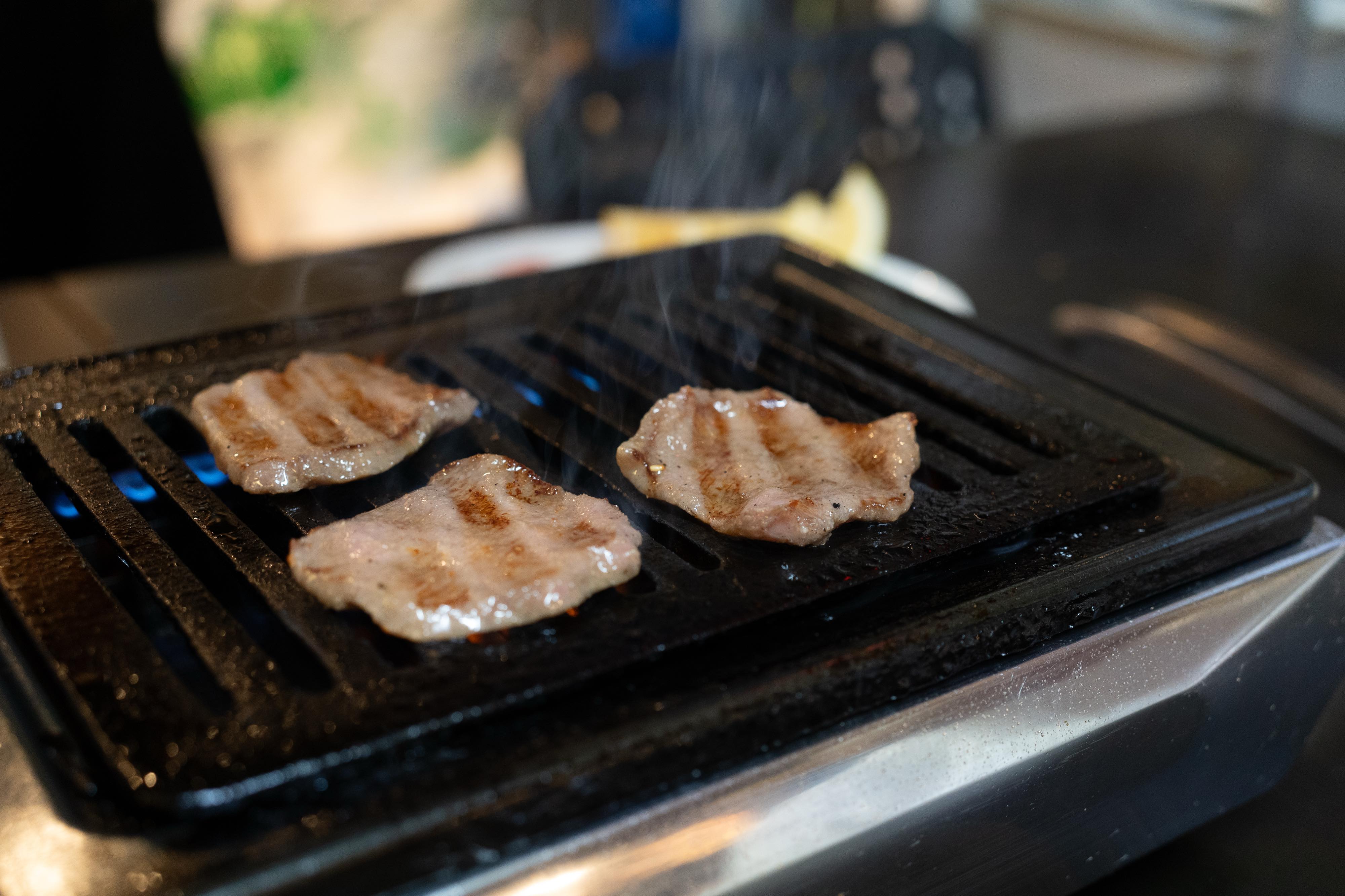 人生損してた!高円寺「焼肉ここち」がウマすぎ警報【上レバ/和牛ハラミ】 17