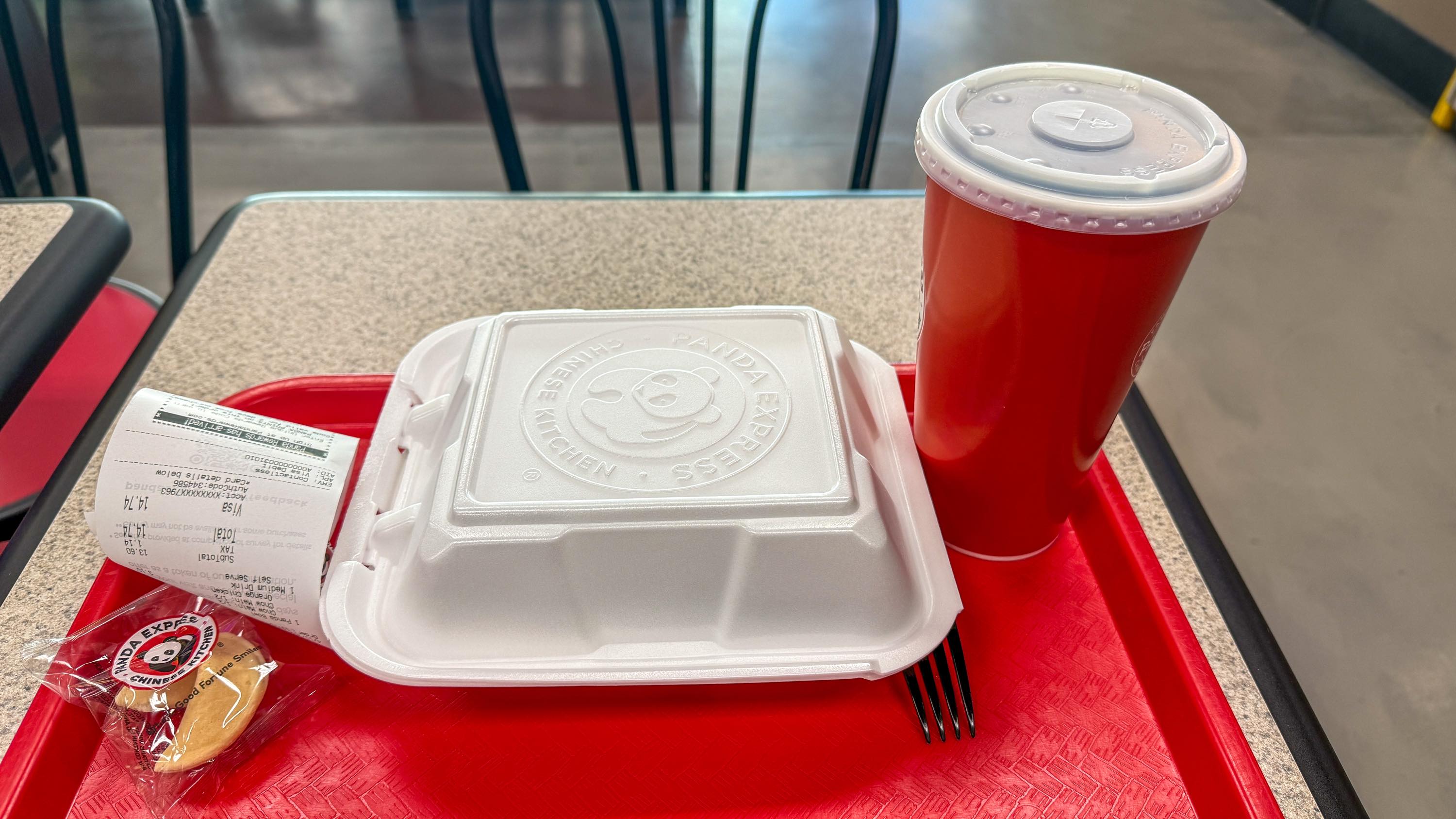 アメリカンサイズに驚愕!Panda Expressのボウルは結構多い 8