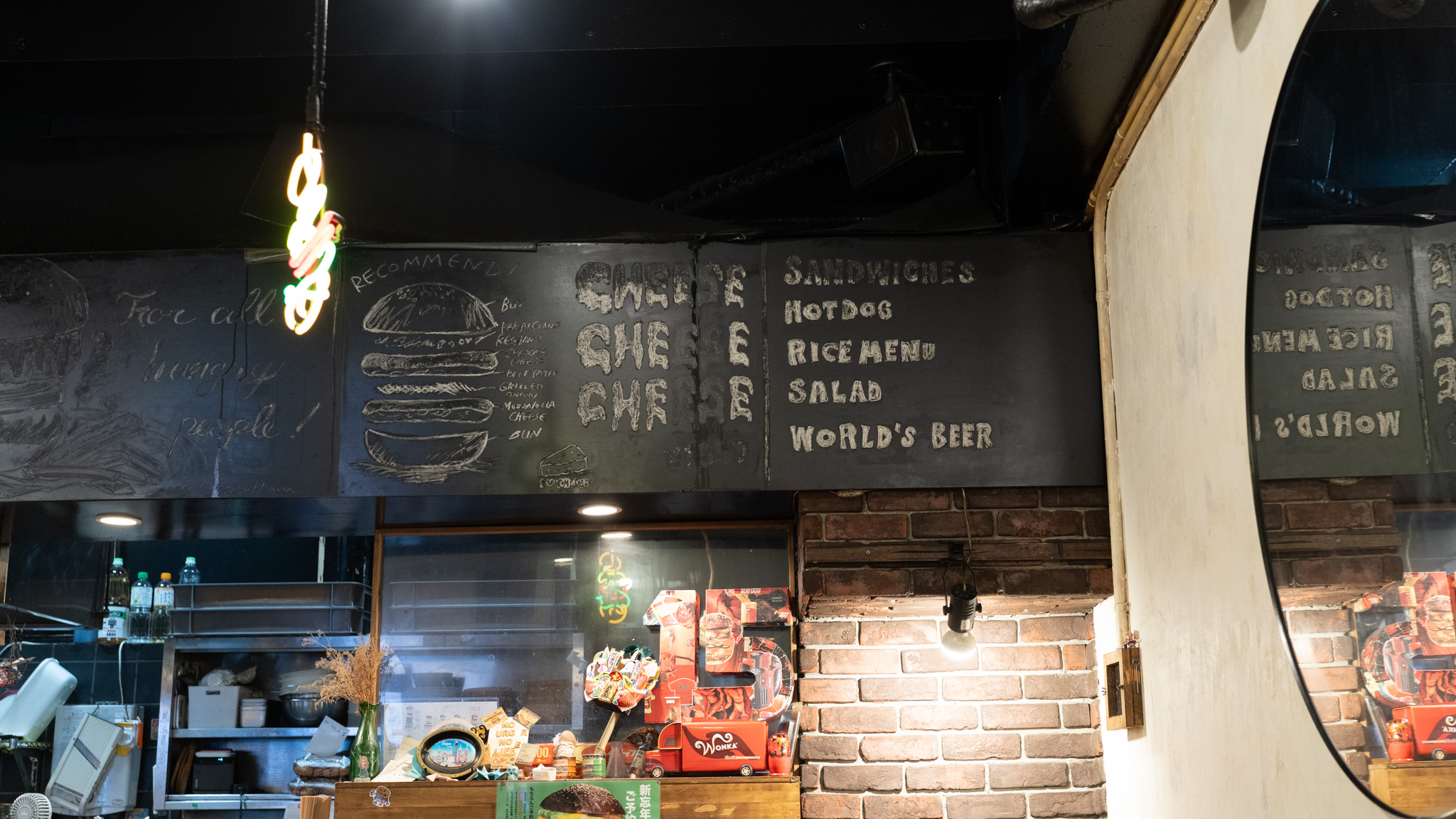 肉厚パティ×特製ヘブンソース!上板橋「ハングリーヘブン」で贅沢バーガー 7