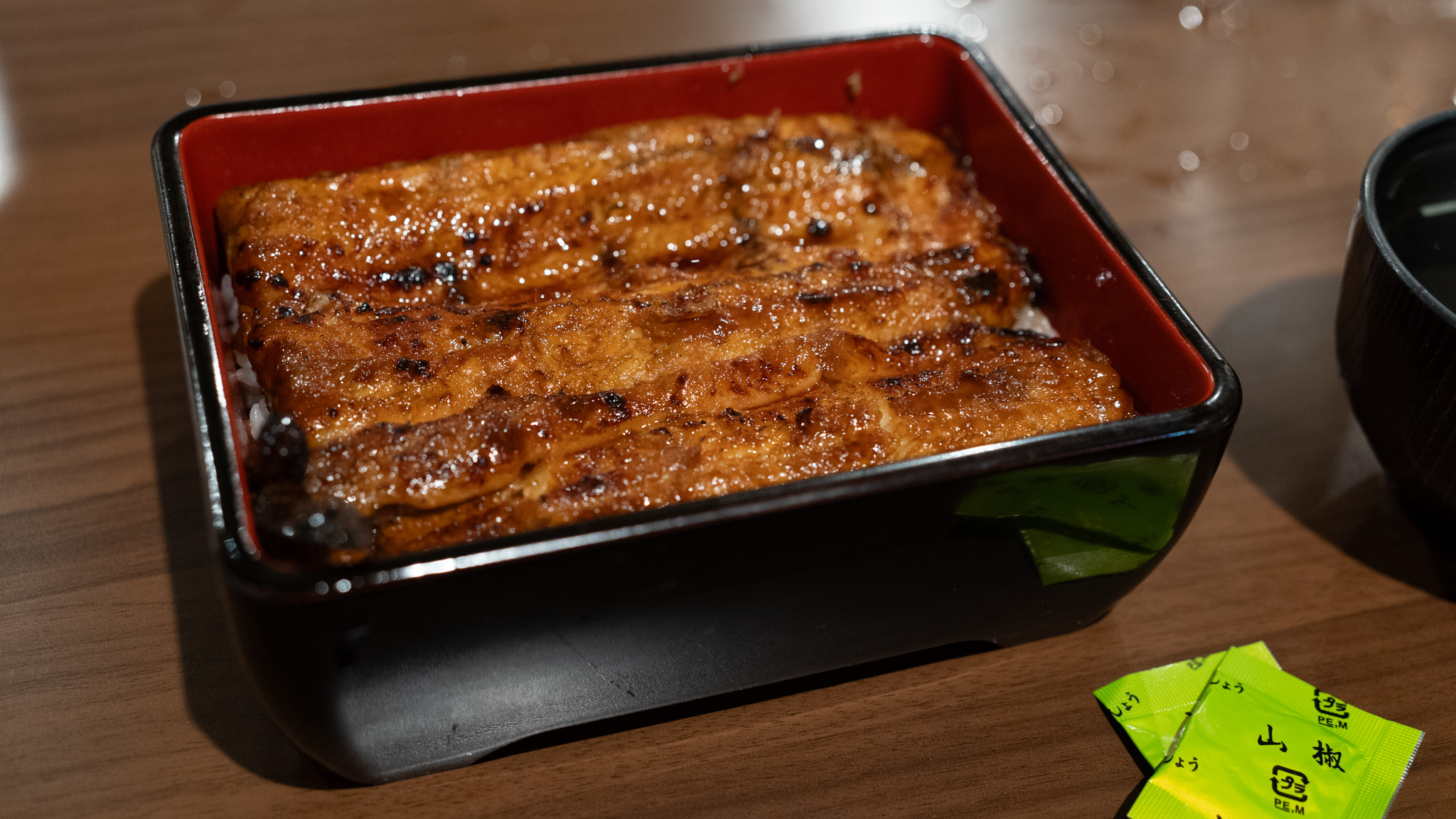 亀戸天神「八べえ」で希少な青うなぎ重!ふわふわ極上うなぎ体験 17