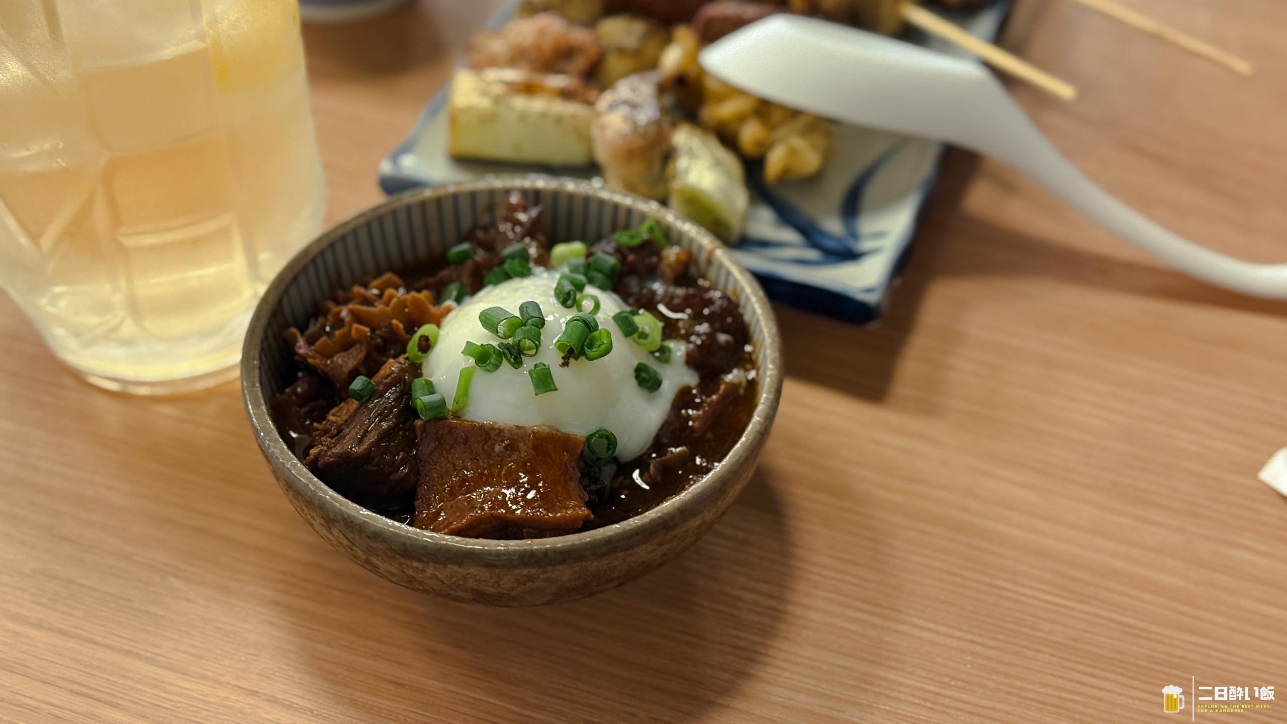 トロ旨ホルモンに温玉オン!新橋『てるぼーず』ええやん 10