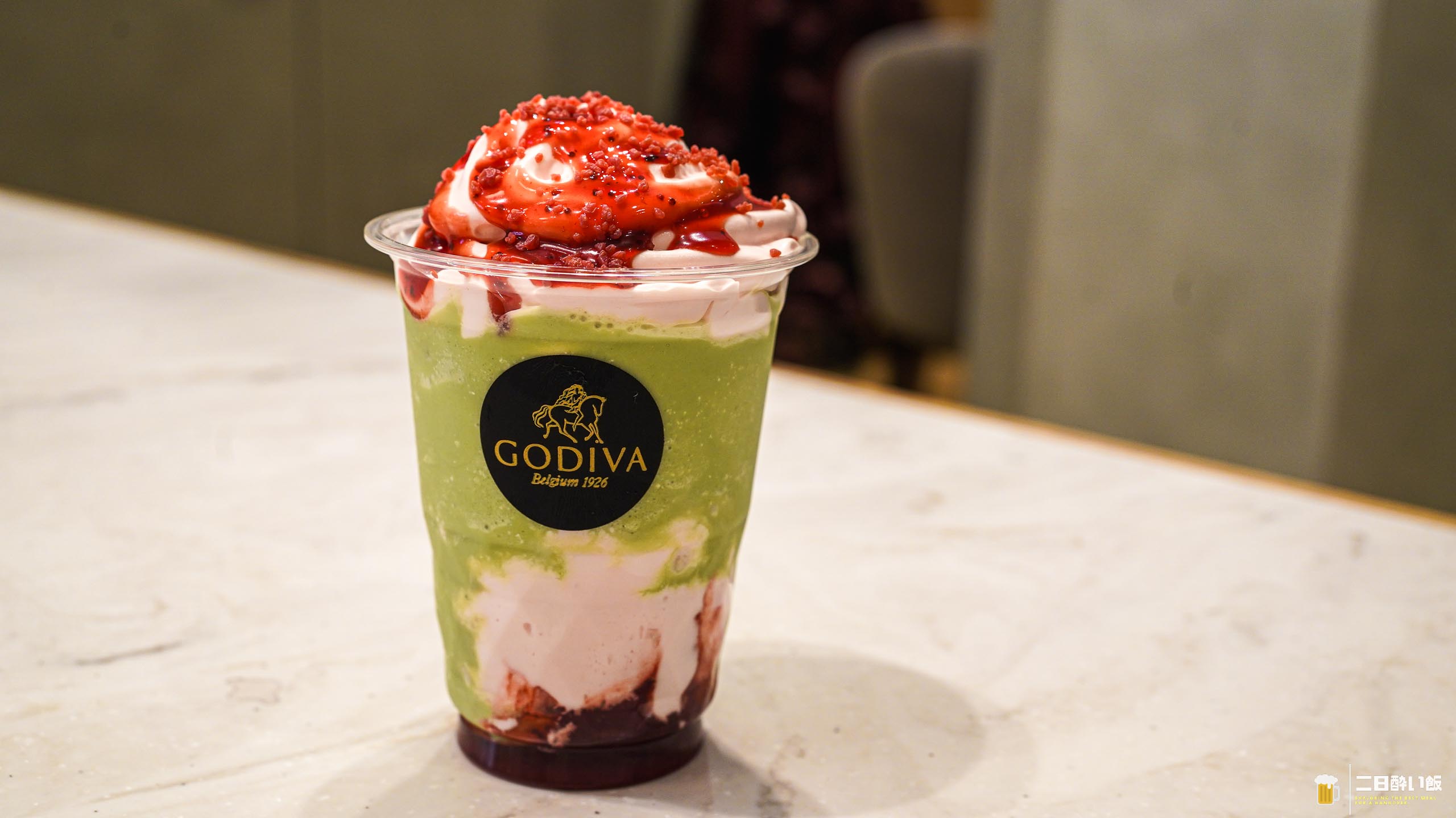 日本橋GODIVA閉店の哀しみを、みなとみらいで癒す。100周年ストロベリーピスタチオショコリキサー 6