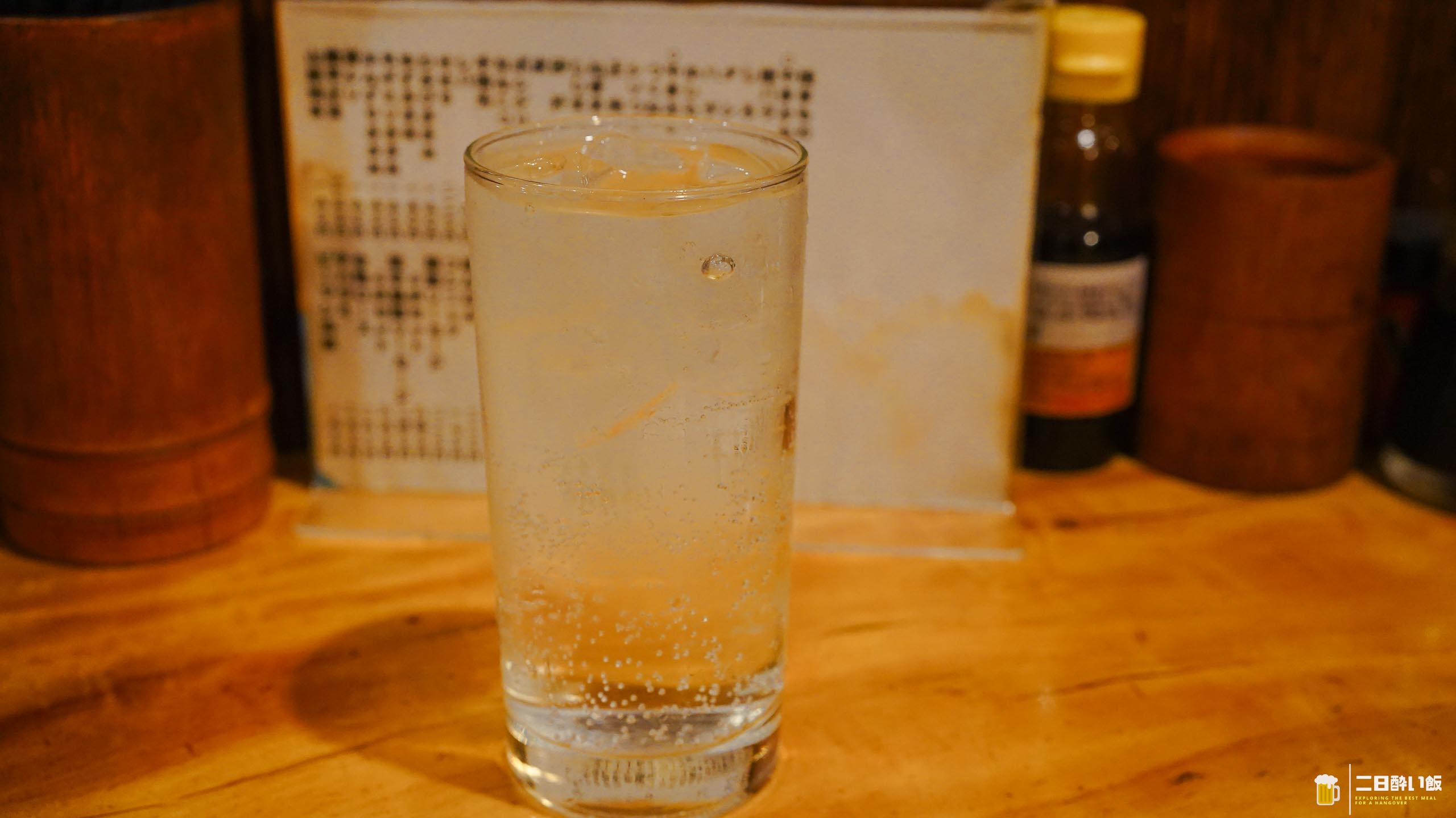 恵比寿で「もう一軒だけ」の正解。赤提灯の老舗『栃木屋』で串4本+麦ソーダ 7