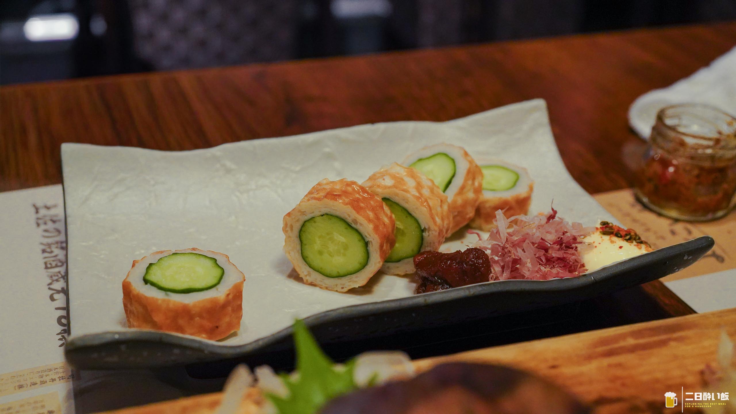 六本木『わらやき屋』、藁の炎が見える席で鰹の塩たたきと土佐料理を5品 8 高知名物ちくきゅうを拡大表示