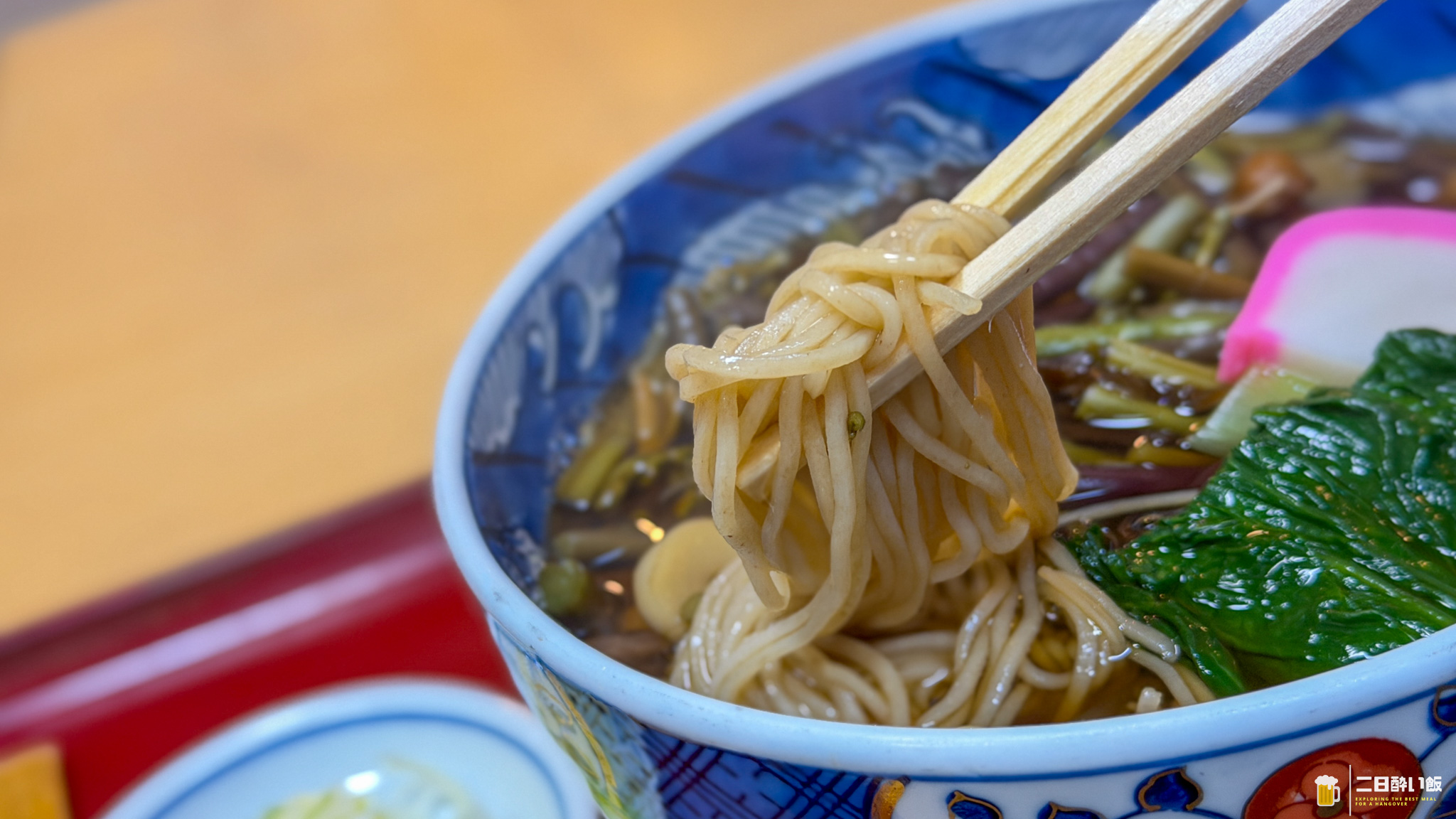 「え、でかくない…?」800円の山菜そばが丼から溢れた「満留賀」大森、昭和島 7