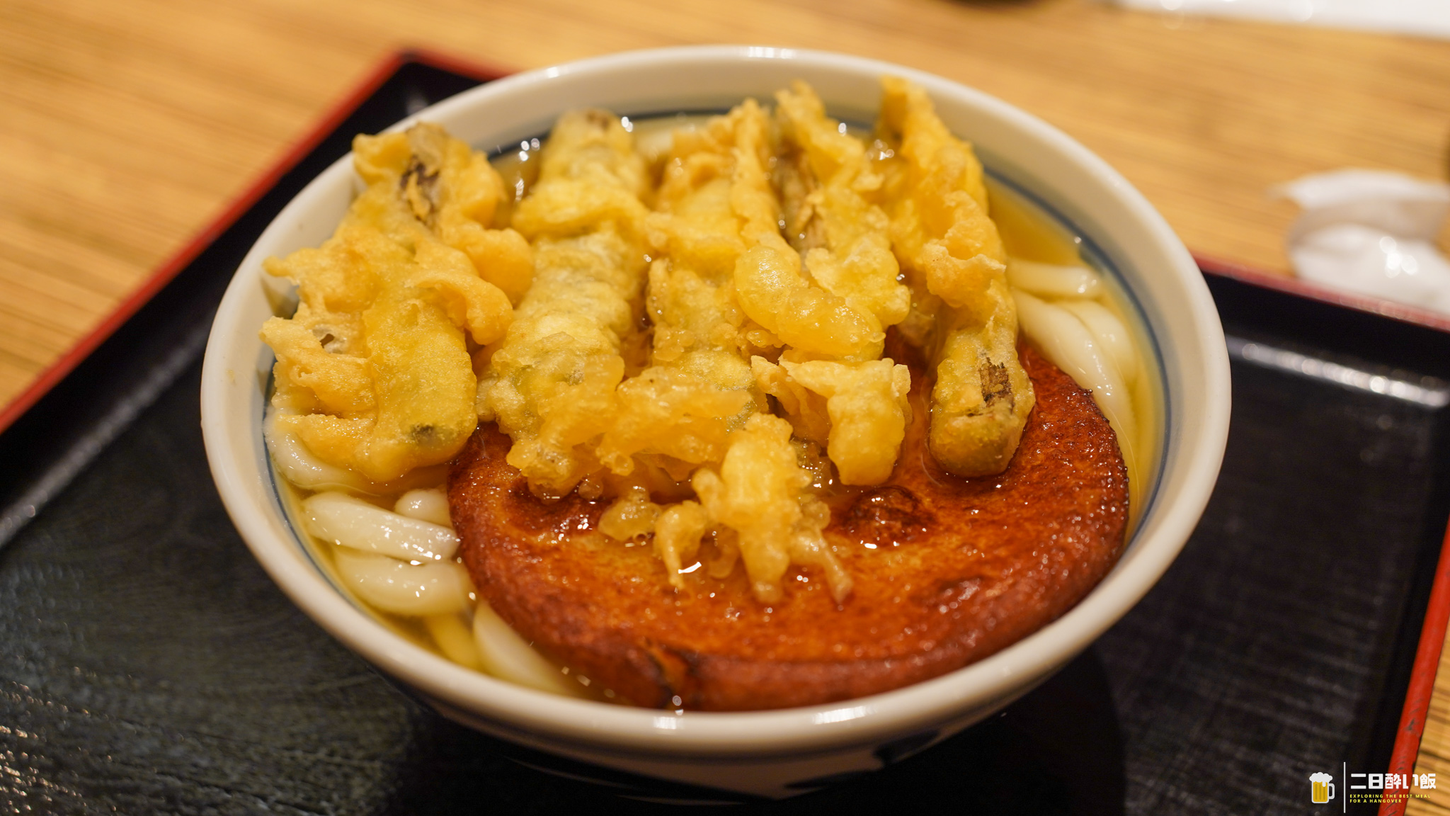 朝のハイボールは背徳的すぎる。博多駅『大福うどん 1番街店』の丸天ごぼううどん 12