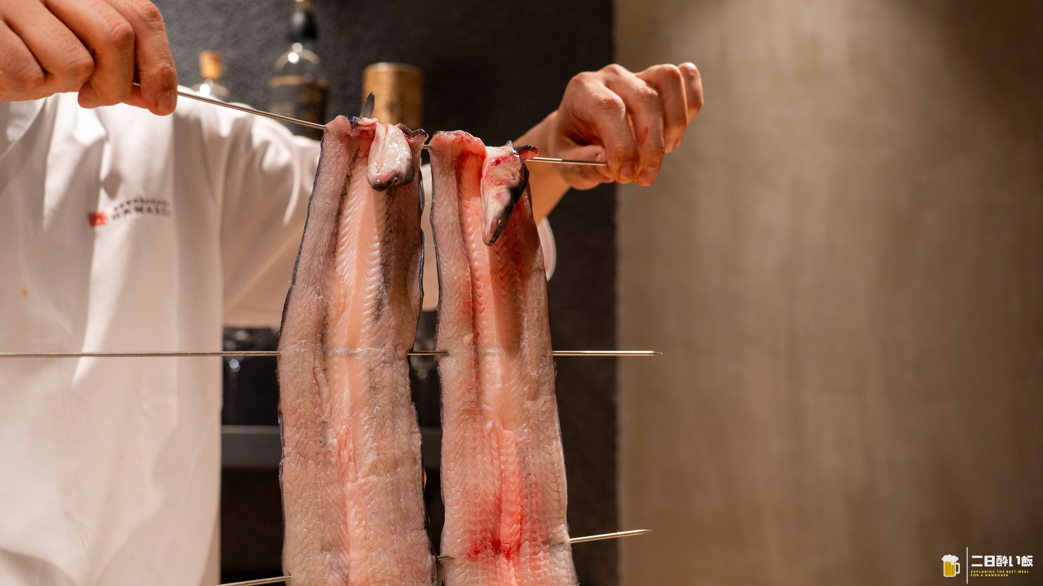 蒸さない鰻は、皮からぱりん。神楽坂『濱千』の鰻コースに4種のペアリング。 10